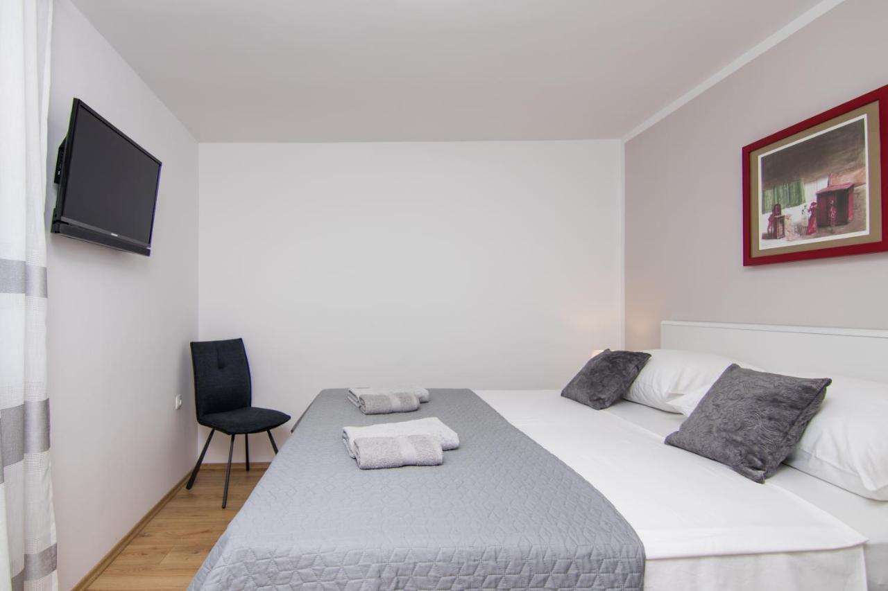 Apartman Mara Krk Town Eksteriør bilde